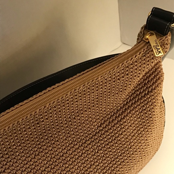 NWOT The Sak Crochet & Leather Shoulder Bag Purse - Picture 4 of 12